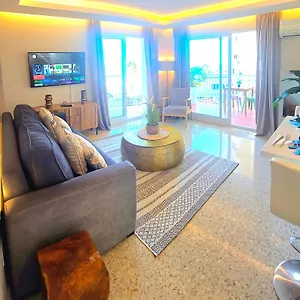 https://apaprtment-with-sea-views-and-big-balcony.es-andalucia.com